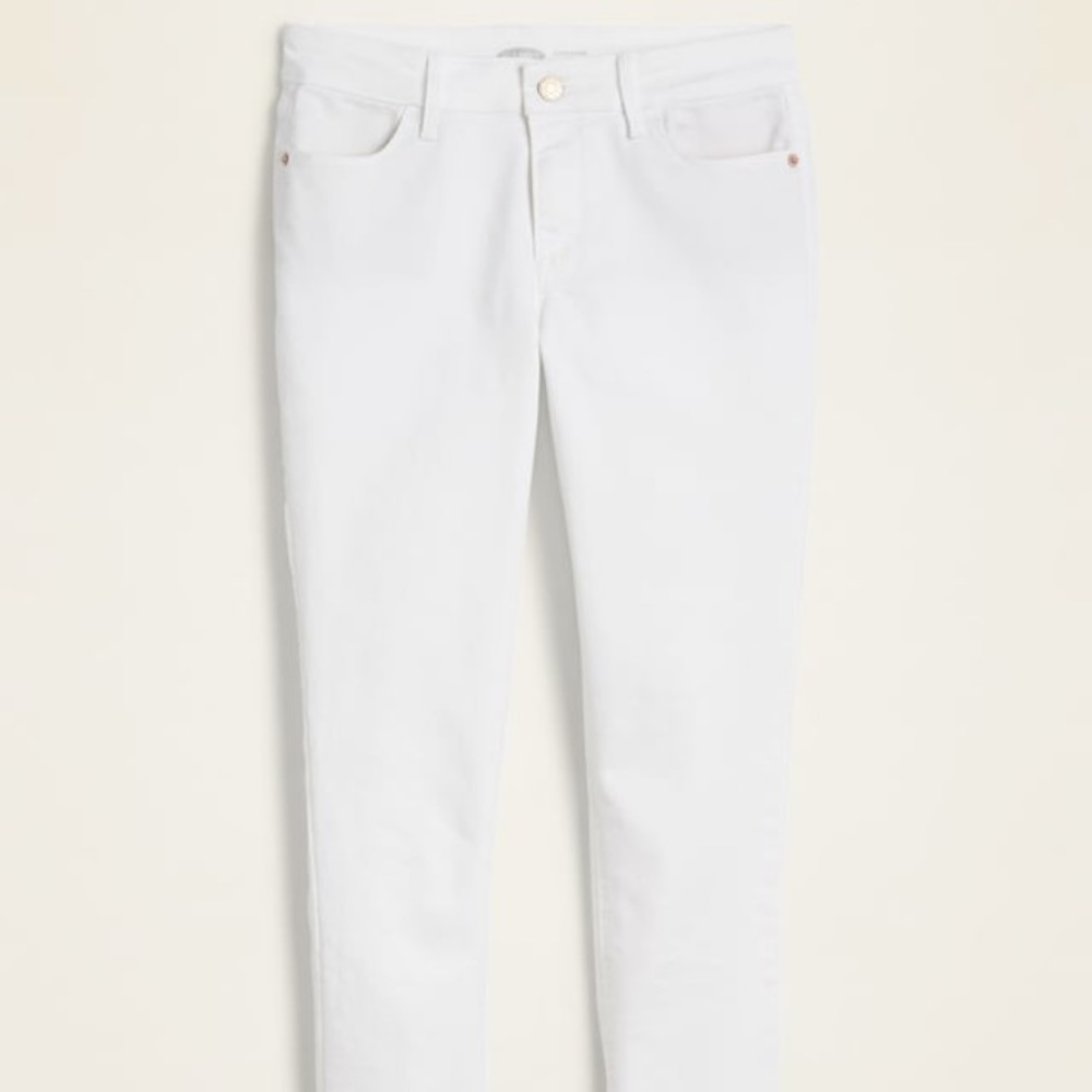 White skinny jeans
